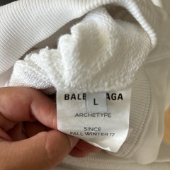 BALENCIAGA バレンシアガ　パーカーの画像