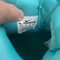 Nike Air Force 1 グリーン　PRM 26.5の画像