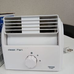 25 デスクファン　白　800円　扇風機の画像