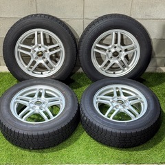 【セール】プリウス　195/65R15 グッドイヤー　スタッドレ...