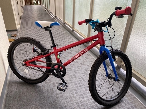 子供用自転車　ヨツバサイクル
