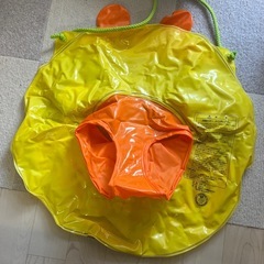 浮き輪の画像