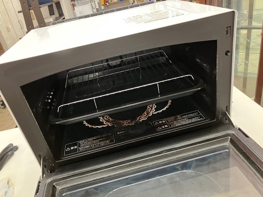 O2506-669 東芝 電子レンジ ER-SD100(W) 2018年製 通電確認済み キズ汚れ有り