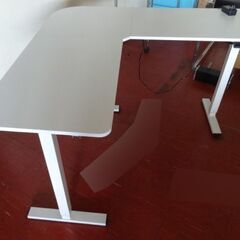 エルゴメーカー L字型昇降デスク 129cm×129cm 電動L字型パソコンデスク/ゲーミングデスク☆札幌市限定配送OR札幌市南区藻岩店頭引取りOK/藻岩倉庫の画像