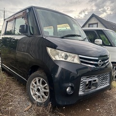 ニッサンルークスの画像