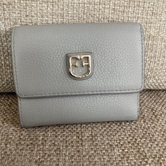 FURLA 折り財布