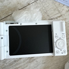 ソニー　SONY　コンパクトデジタルカメラ　VLOGCAM ZV-1 II G W シューティンググリップキット　ケース付の画像