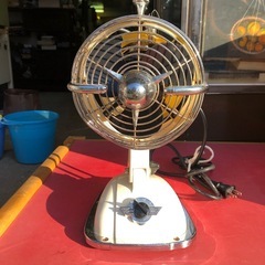 NO:3730 レトロ扇風機　ネイビー製　お買い得品‼️の画像