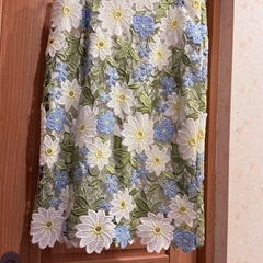 新品スカート　物々交換歓迎　グリーン　レース　