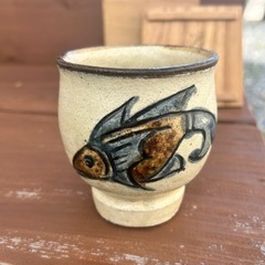 人間国宝　金城次郎作 魚文湯呑1の画像