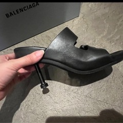 バレンシアガ　マヨルカ　サンダルの画像