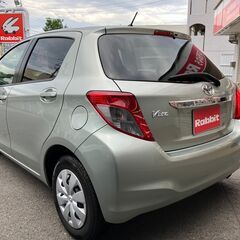 値下げしました！☆車検R8年6月　コミコミ45.8万☆　ヴィッツ　F　5.2万㎞の画像