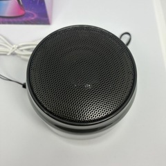 新品⭐️Bluetooth ポータブルスピーカー LED ブラック FMラジオ対応の画像