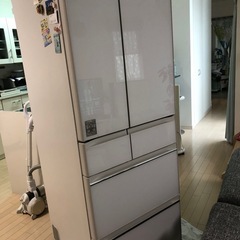 日立の冷蔵庫の画像