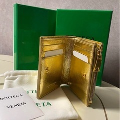 BOTTEGAVENETA スモール カセット 二つ折りの画像