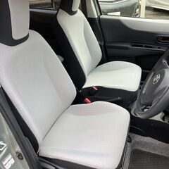 値下げしました！☆車検R8年6月　コミコミ45.8万☆　ヴィッツ　F　5.2万㎞の画像