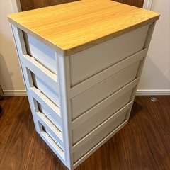 【期間限定出品】木目調天板4段チェストの画像