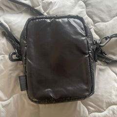 supreme  ショルダー
バックの画像