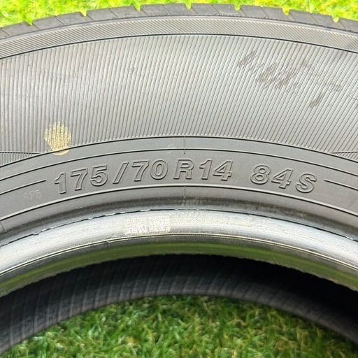【決まりました】【美品】【国産メーカー】175/70R14 ヨコハマ　交換工賃・廃タイヤ処分料・消費税込み価格　ヤリスにピッタリ！