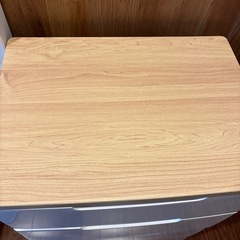【期間限定出品】木目調天板4段チェストの画像
