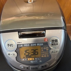 ●タイガー　3合炊き土鍋IH炊飯器●2012年の画像