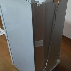 冷蔵庫（2017年式ー美品）シャープ  SJ-GD14C-Wの画像