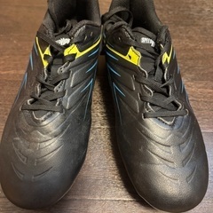 サッカースパイク:キッズ