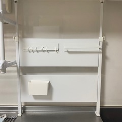 ニトリ　マグネットがくっつく つっぱりキッチンパネル BH640 ホワイト 幅64×奥行6×高さ105cmの画像