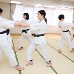 埼玉・浦和で習える！女性・子供・大人におすすめの習い事★護身術にもなる健康武術「道家動功術」★気功の源流「気の導引術」　【気のトレーニング】が学べる道家道学院　埼玉校の画像