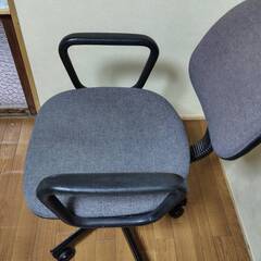無料！　オフィスチェアー