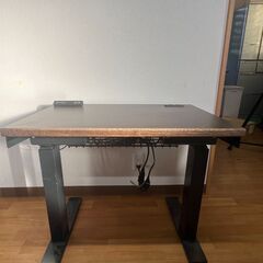 電動昇降デスクの画像