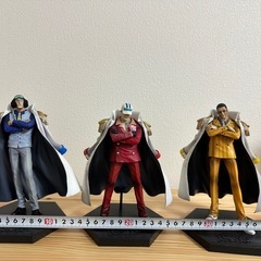 フィギュアワンピース三大将,バットマンの画像