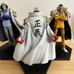 フィギュアワンピース三大将,バットマンの画像