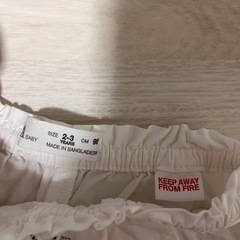 ZARA ショートパンツ　98サイズ　の画像