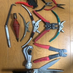 電気工事、大工、等の工具類を
まとめ売り