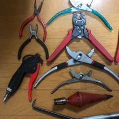 電気工事、大工、等の工具類を
まとめ売りの画像