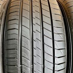 DUNLOP LE MANS V+ SILENTCORE 215/60R16 95H 中古タイヤ4本セットの画像