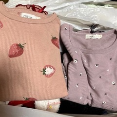 【おまとめセット】130.140サイズ女子服を120箱に詰め込みましたの画像