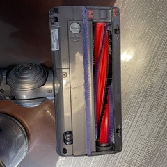 dyson v6 motorhead 掃除機　本体と付属品の画像