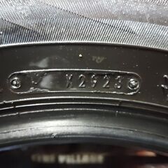 【走行短め】DUNLOP WINTER MAXX WM02 185/65R15 15インチ スタッドレス 4本 23年製 ノート フリード デミオ audi/A1 ティーダ等　(KTG295)の画像