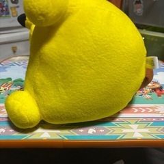 ピカチュウのぬいぐるみの画像