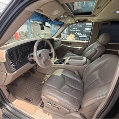 2006年⭐️シボレーサバーバン⭐️LTZ⭐️6.0ℓエンジン⭐️の画像