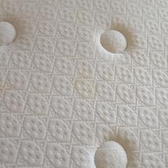 ダブルベッド　マットレスの画像