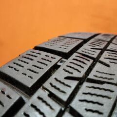 YOKOHAMA ice GUARD iG60 185/60R15 15インチ スタッドレス 4本 23年製 ヤリス ヴィッツ フィット グレイス VW/ポロ インサイト等 (KTG293)の画像
