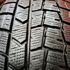 DUNLOP WINTER MAXX WM02 185/65R15 15インチ スタッドレス 4本 23～24年製 バリ溝 MAZDA2 シエンタ ベンツAクラス ティーダ等　(KTG290)の画像