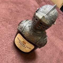 ★訳あり　G&G WHISKY 騎士ボトル　鎧