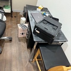 椅子、テーブル全セットの画像