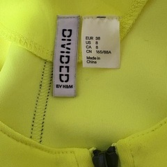 H&M ワンピース　蛍光色の画像
