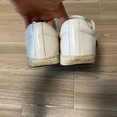 FENDI スニーカー 22.5の画像