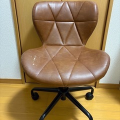 デスクチェア　キャスター付　昇降　の画像